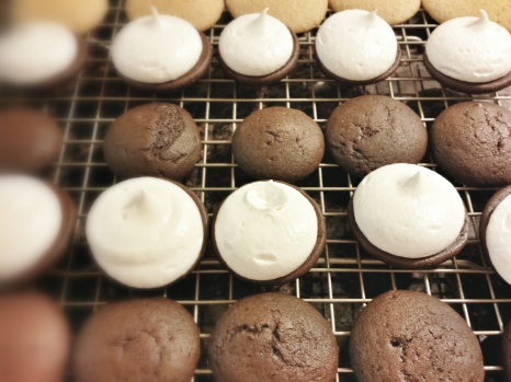 classic, whoopie pies, classic whoopie pies, chocolate, marshmallow, marshmallow filling